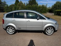 AUDI A2