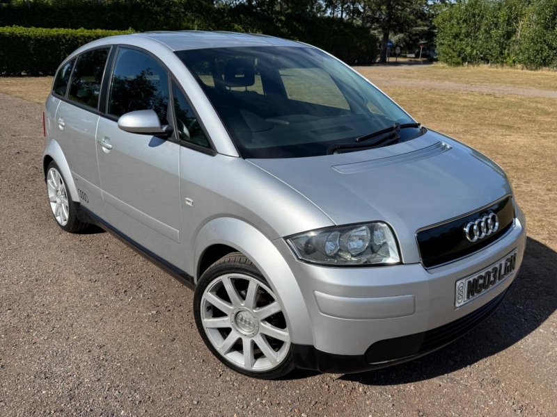 AUDI A2