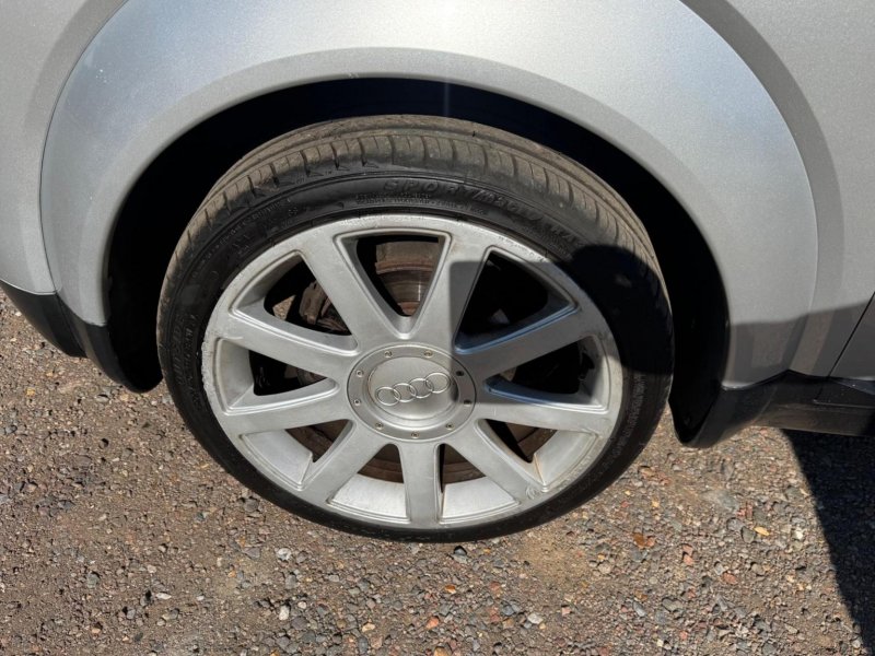 AUDI A2