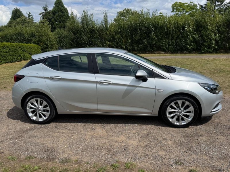 VAUXHALL ASTRA