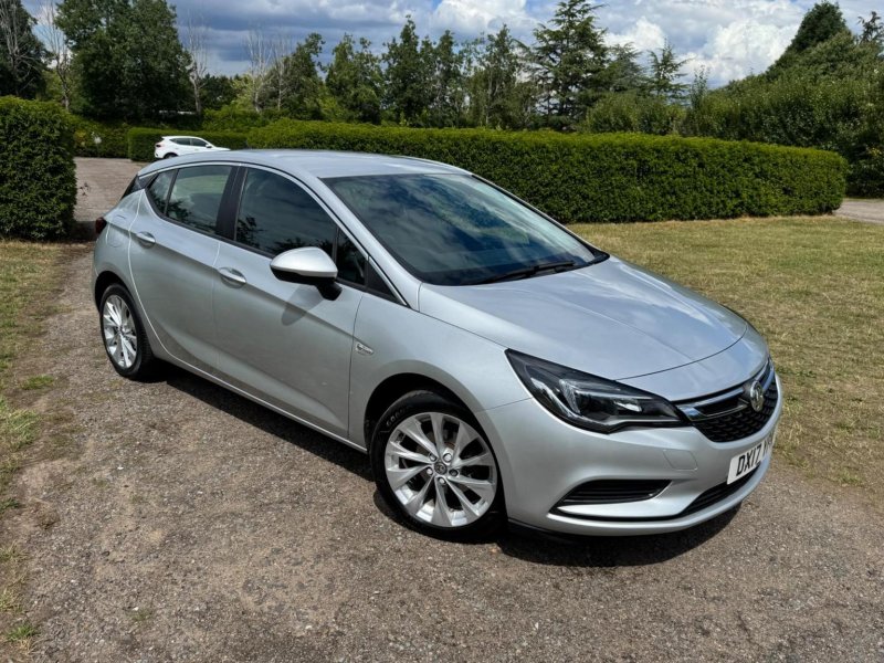 VAUXHALL ASTRA
