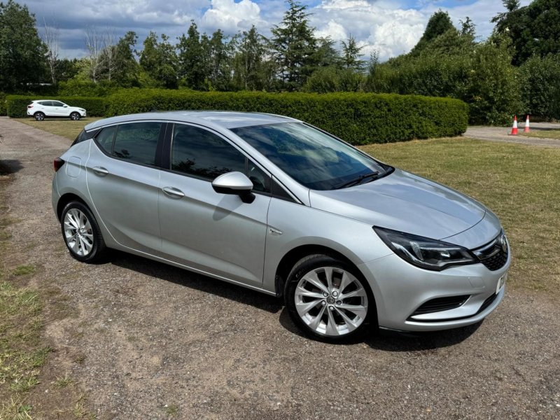 VAUXHALL ASTRA