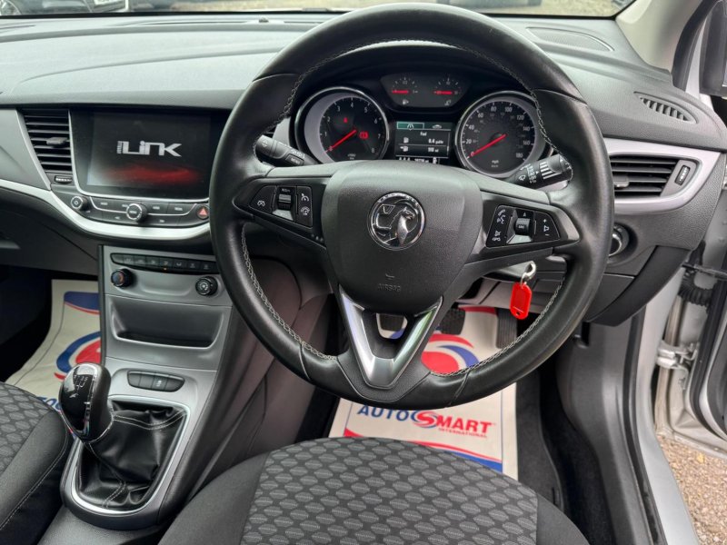 VAUXHALL ASTRA