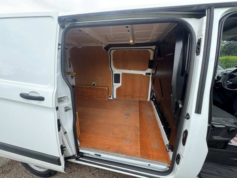 FORD TRANSIT CUSTOM