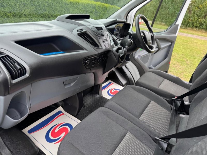 FORD TRANSIT CUSTOM