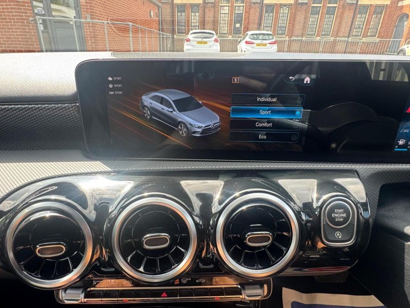 MERCEDES-BENZ A CLASS